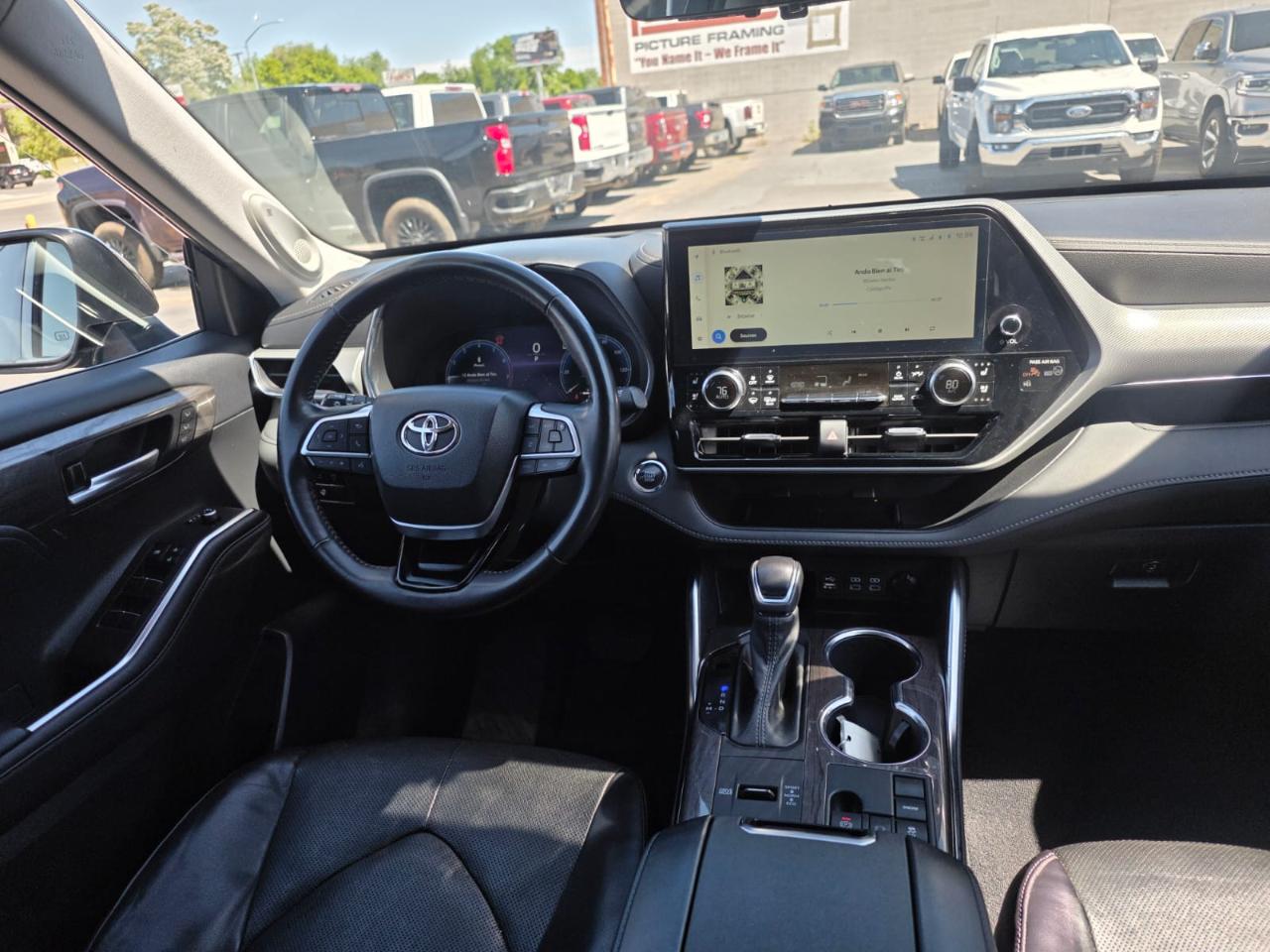 Toyota Highlander Platinum FWD (Natl) 2023