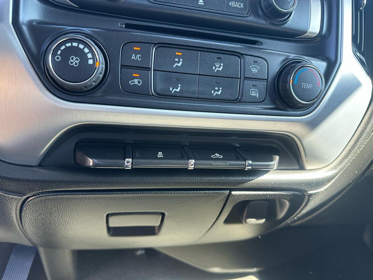 GMC Sierra 2500HD 2WD Double Cab 144.2" SLE 2015