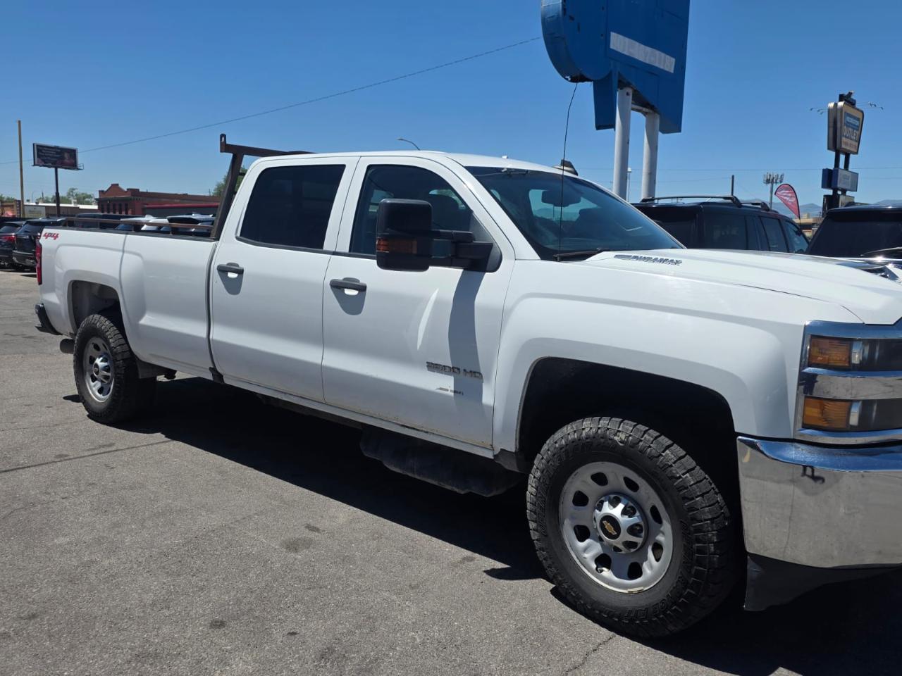 Chevrolet Silverado 3500HD 4WD Crew Cab 167.7" Work Truck 2018
