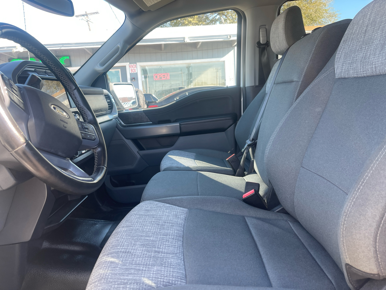 Ford F-150 King Ranch 4WD SuperCrew 5.5' Box 2023 Ford F-150 King Ranch 4WD SuperCrew 5.5' Box 2023