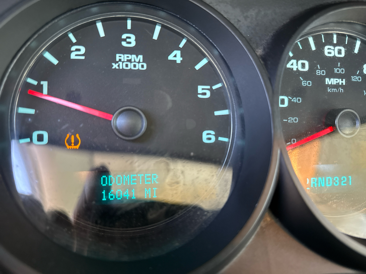 Chevrolet Silverado 1500 2WD Reg Cab 119.0" Work Truck 2009