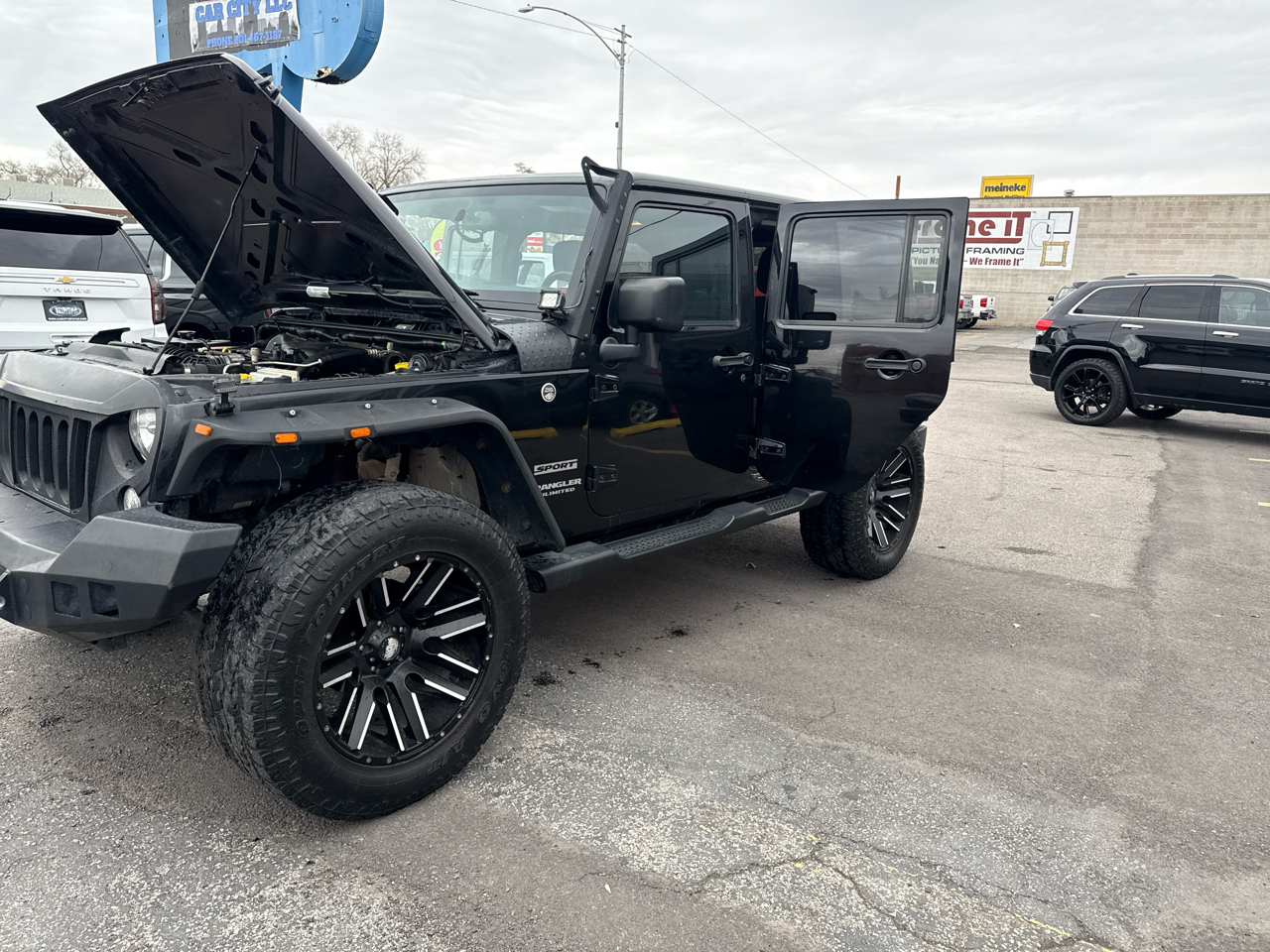 Jeep Wrangler Unlimited 4WD 4dr Sport 2016