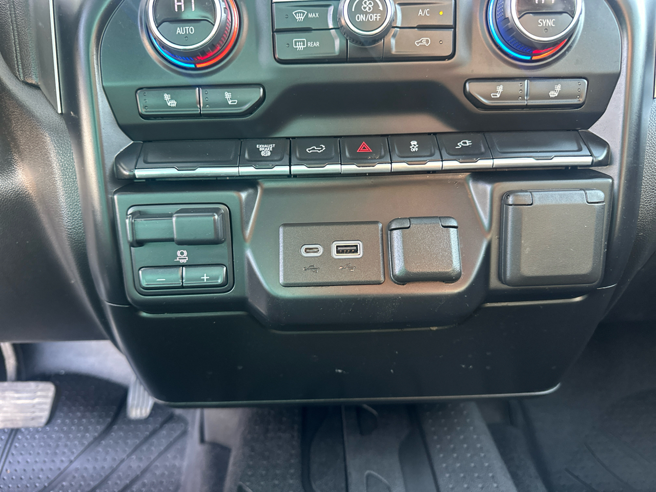 Chevrolet Silverado 2500HD 4WD Crew Cab 159" LT 2021