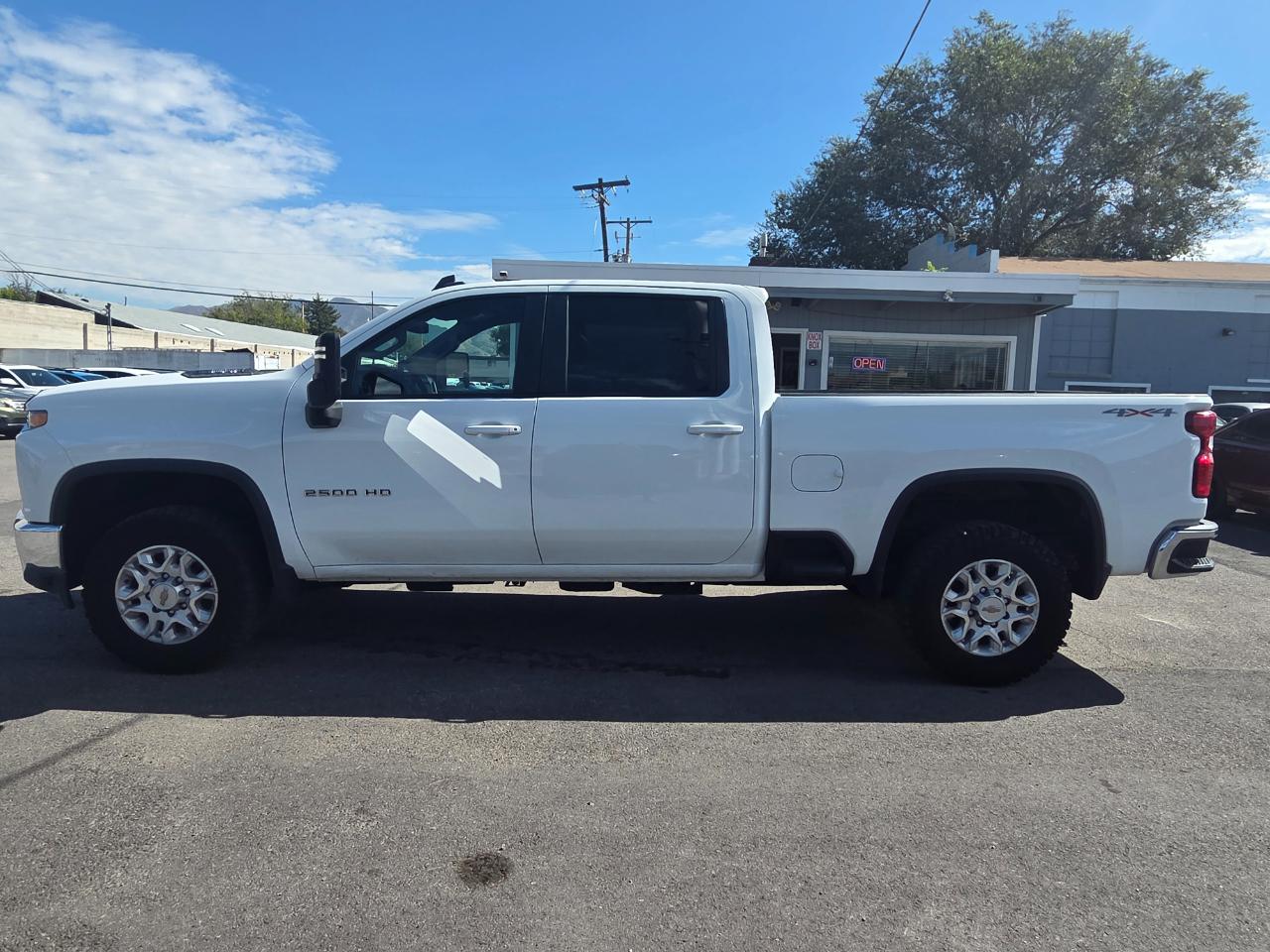 Chevrolet Silverado photo 6