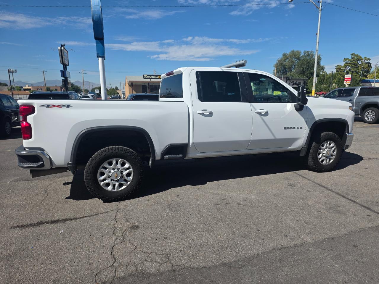 Chevrolet Silverado photo 8