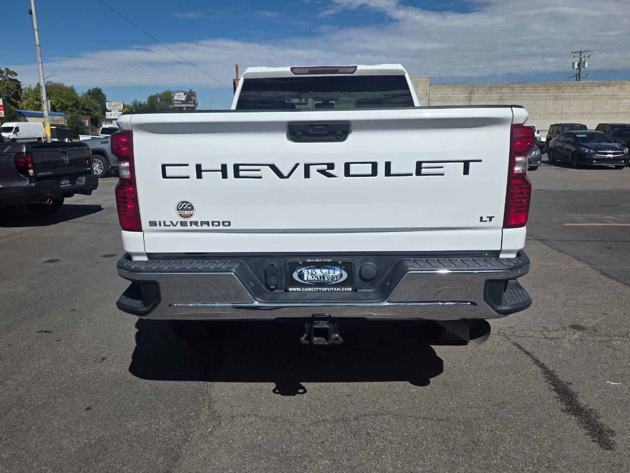 Chevrolet Silverado photo 10