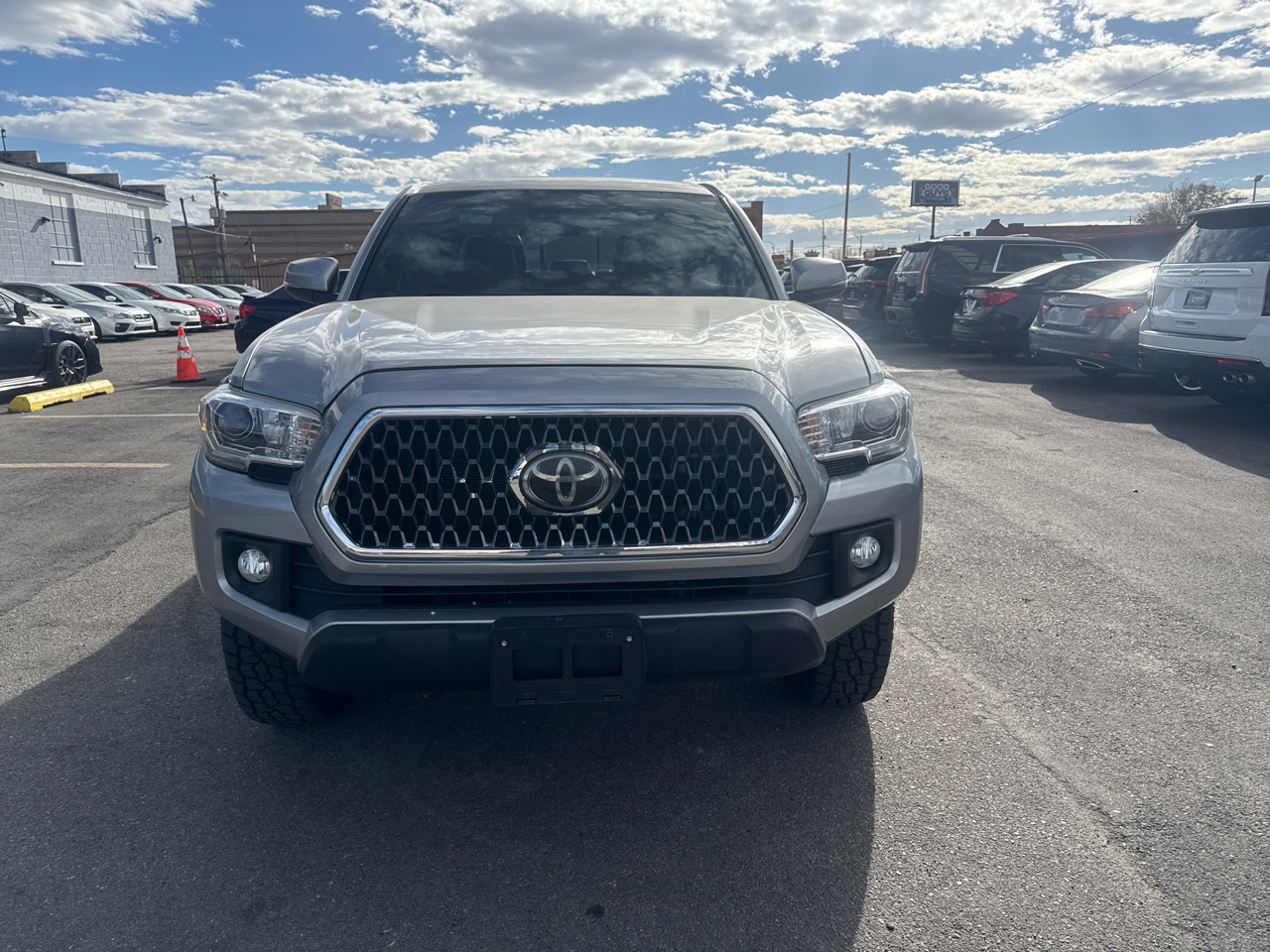 2019 Toyota Tacoma 4x4 TRD Double Cab V6 photo 2