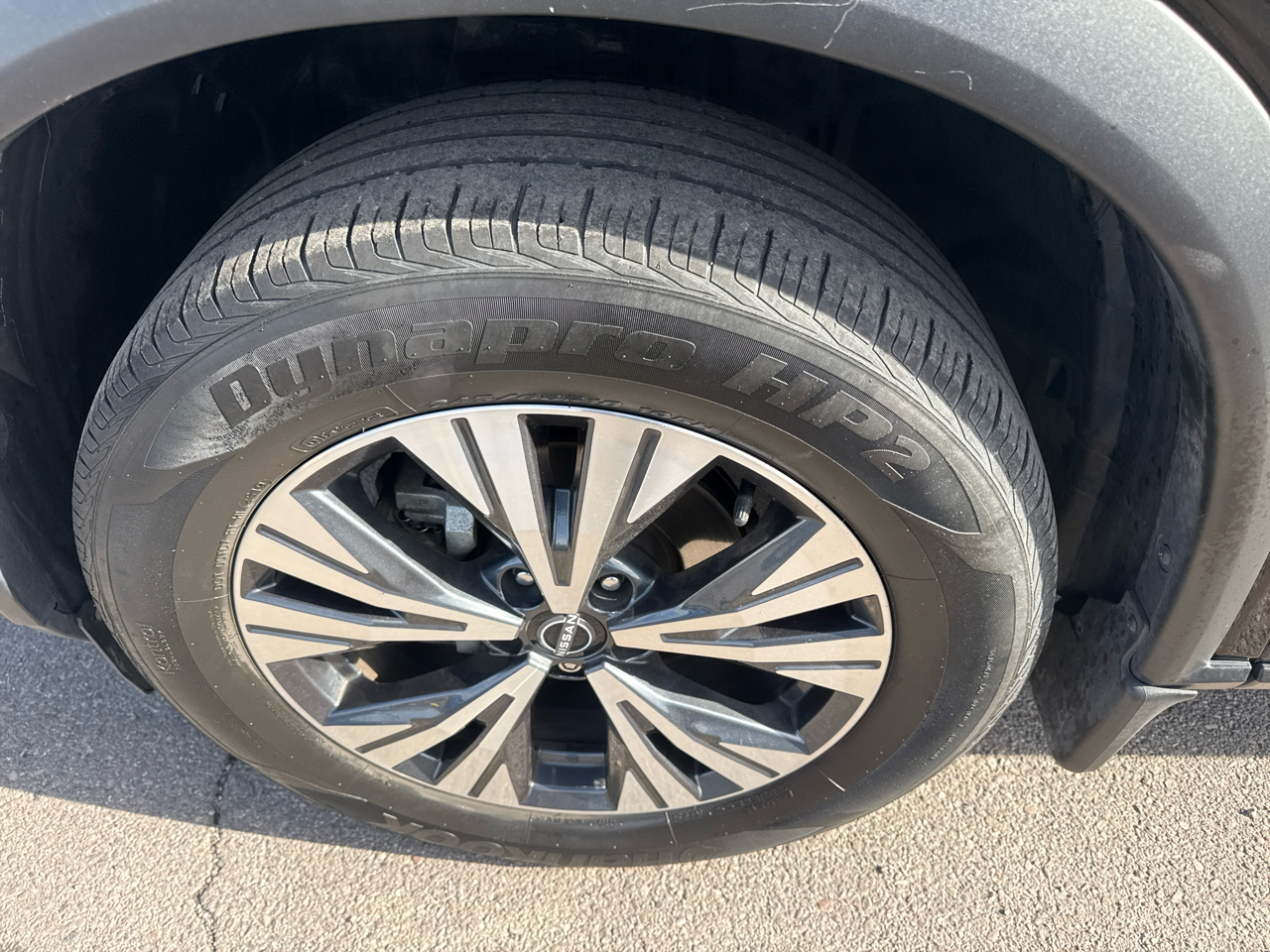 2022 Nissan Rogue AWD SV photo 4