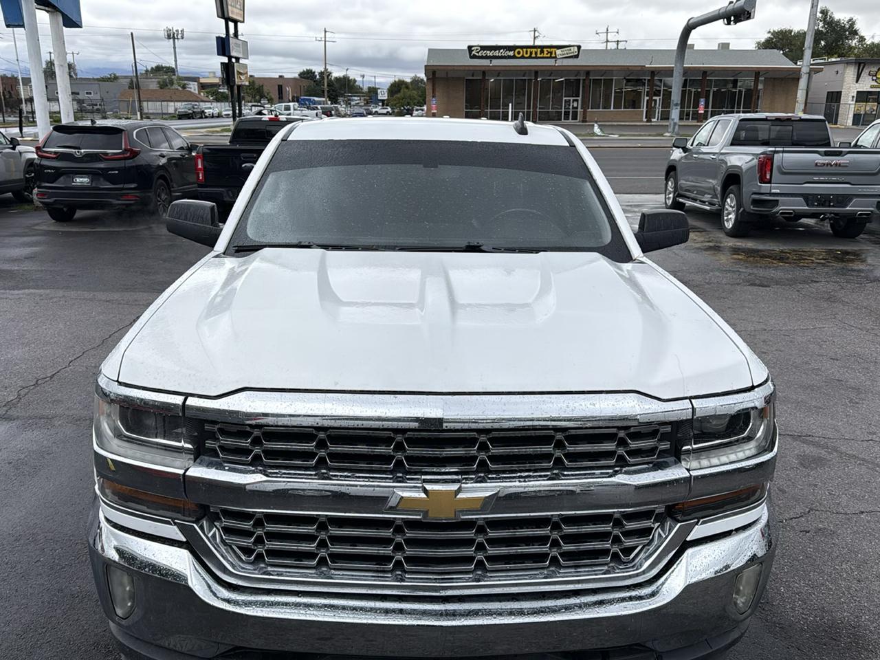 Chevrolet Silverado 1500 2WD Crew Cab 143.5" LT w/1LT 2017