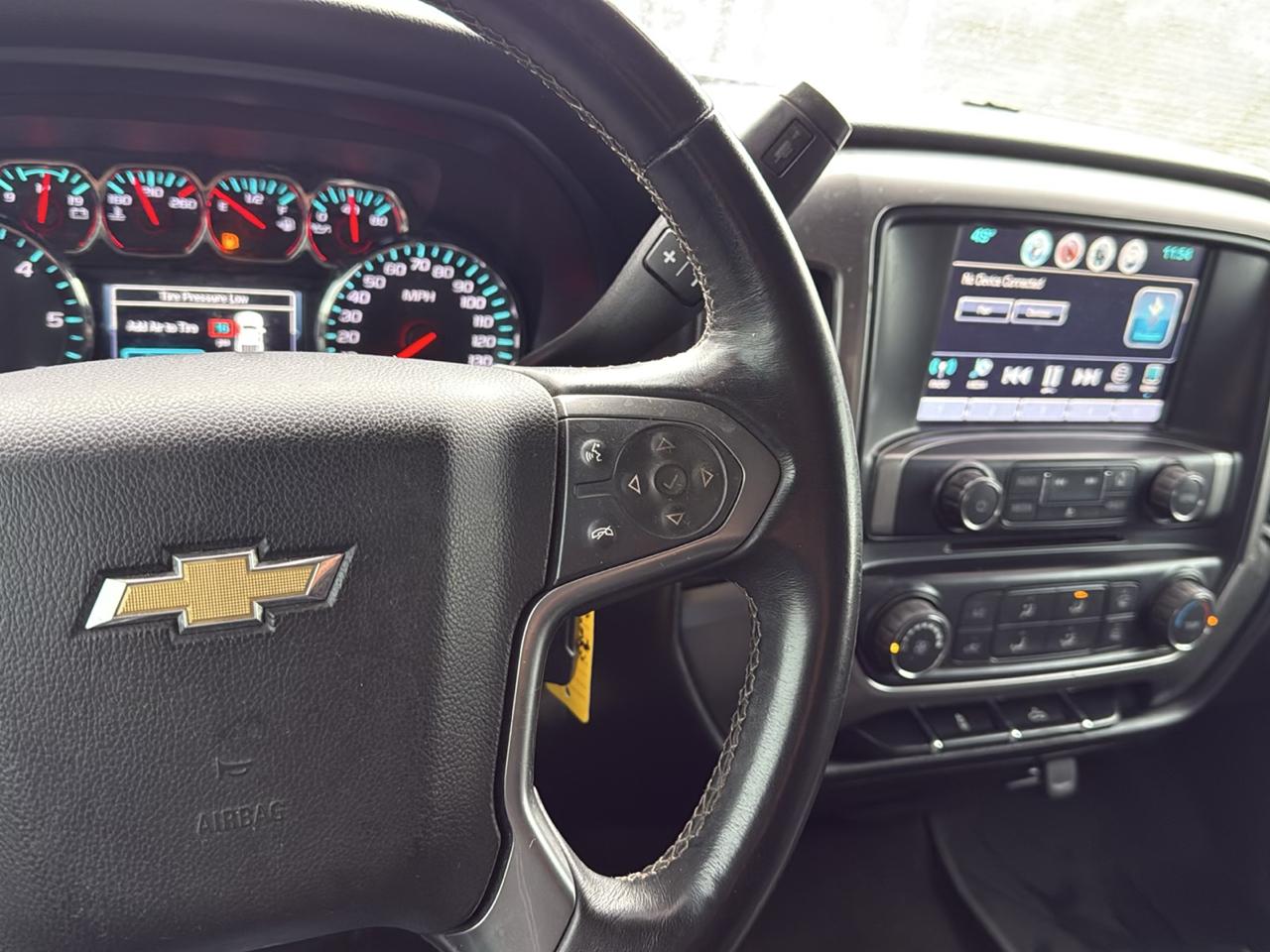 Chevrolet Silverado 1500 2WD Crew Cab 143.5" LT w/1LT 2017