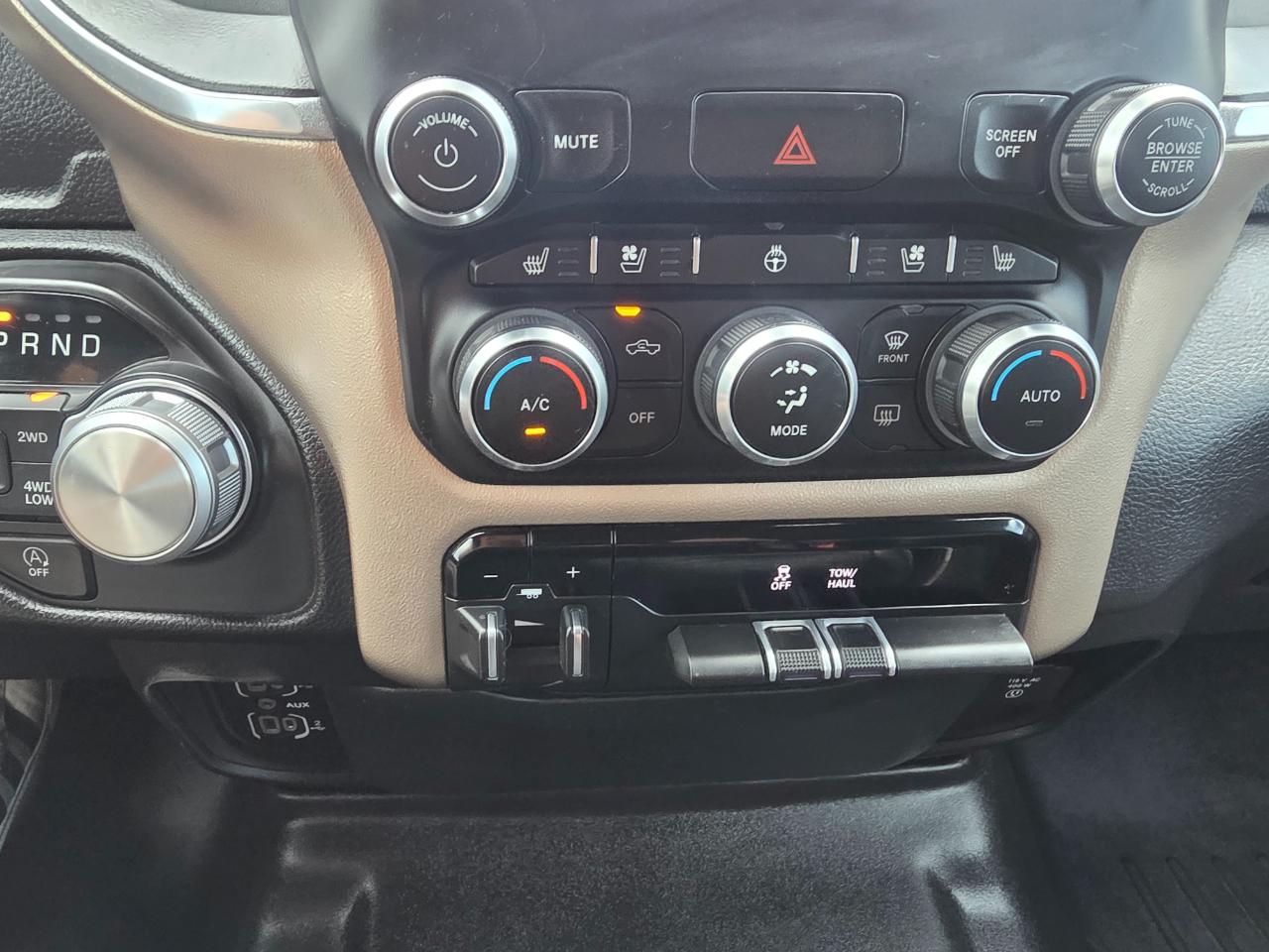 RAM 1500 Laramie 4x4 Crew Cab 6'4" Box 2022