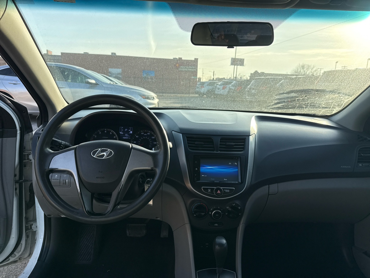 Hyundai Accent  2016