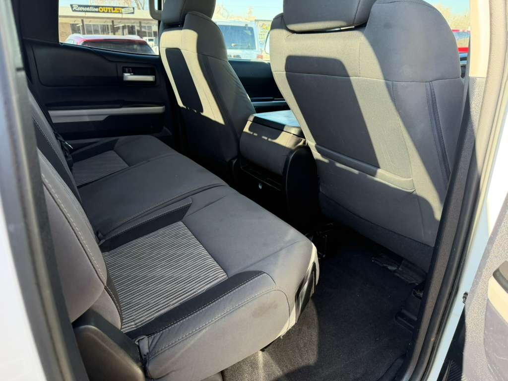 Toyota Tundra 4WD Truck Double Cab 5.7L FFV V8 6-Spd AT TRD Pro (Natl) 2015