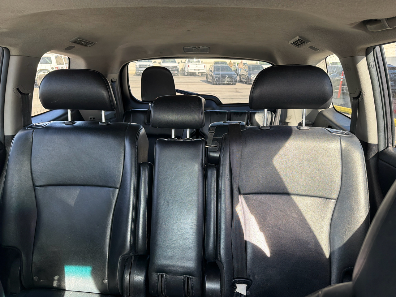 Toyota Highlander 4WD 4dr V6 (Natl) 2012