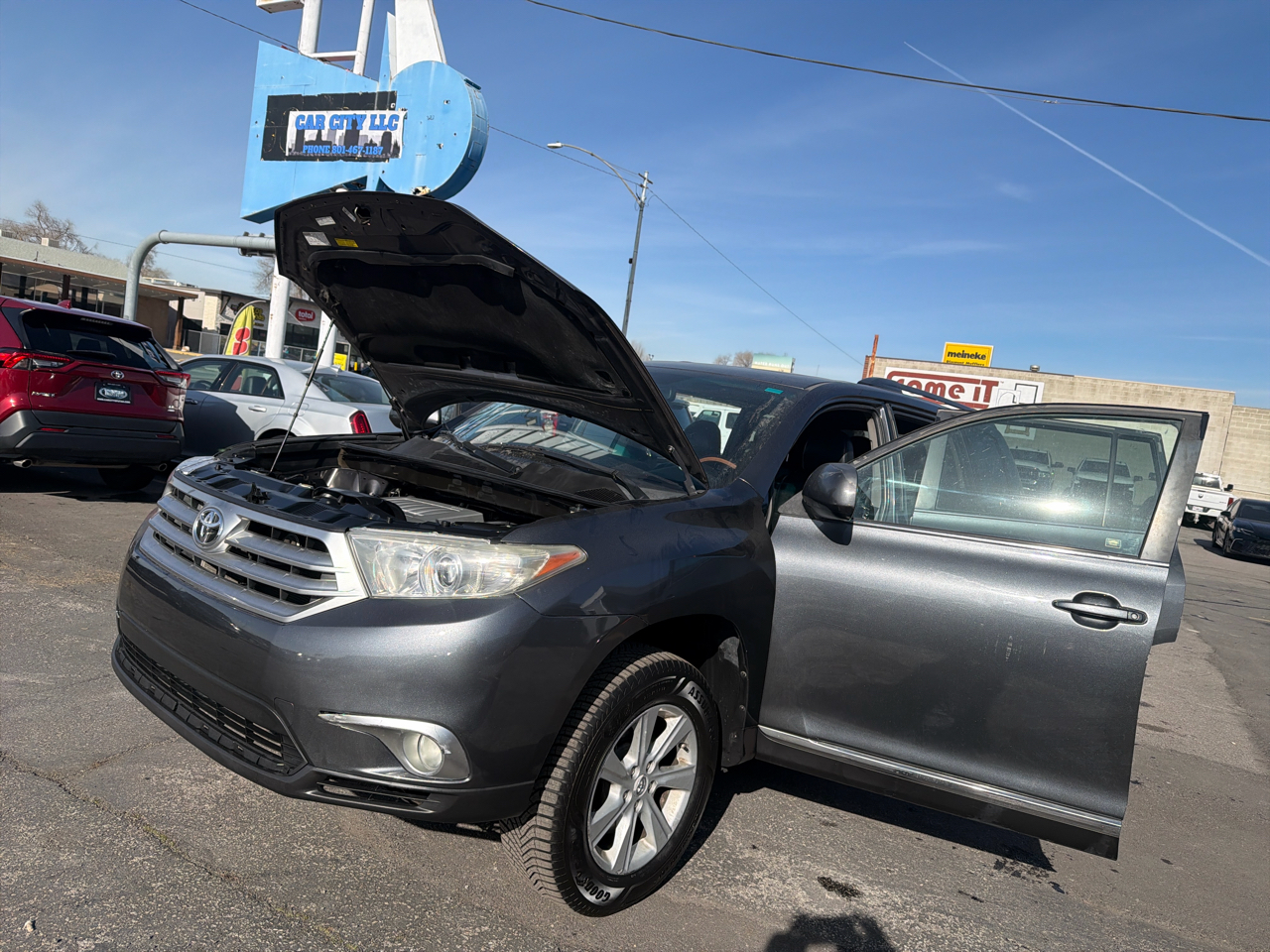 Toyota Highlander 4WD 4dr V6 (Natl) 2012