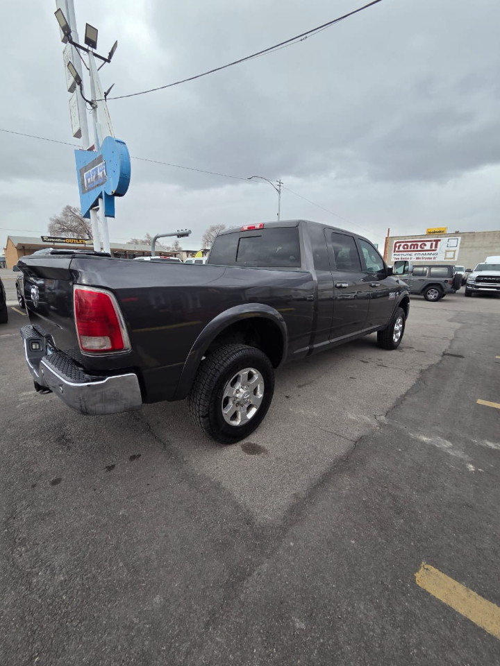 RAM 3500 Laramie 4x4 Mega Cab 6'4" Box 2018