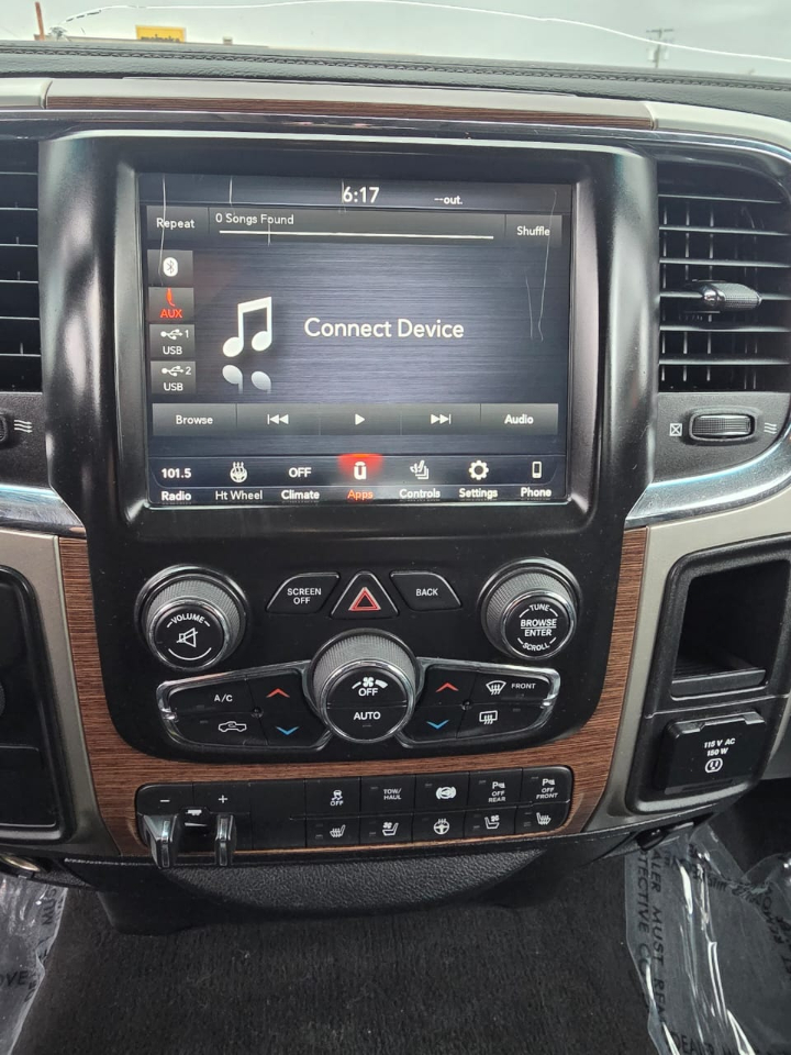 RAM 3500 Laramie 4x4 Mega Cab 6'4" Box 2018