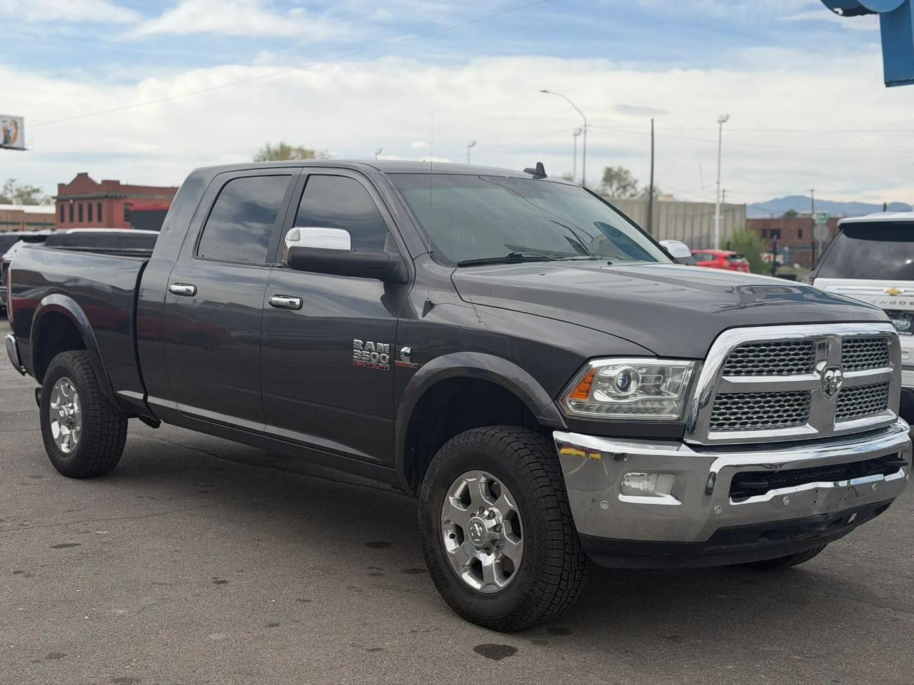 2018 RAM 3500 Laramie 4x4 Mega Cab 6'4" Box