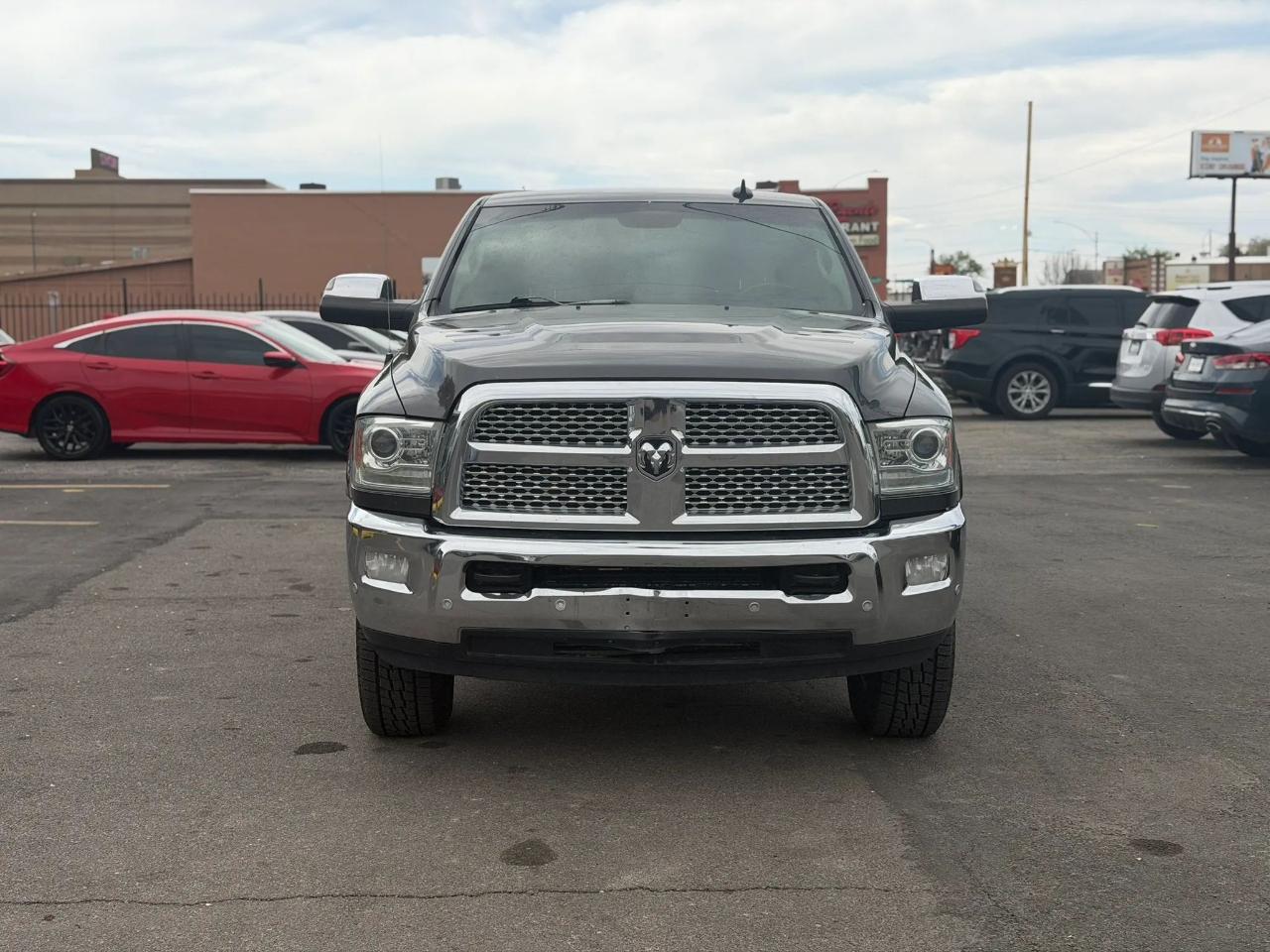 RAM 3500 Laramie 4x4 Mega Cab 6'4" Box 2018
