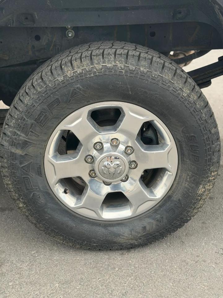 RAM 3500 Laramie 4x4 Mega Cab 6'4" Box 2018