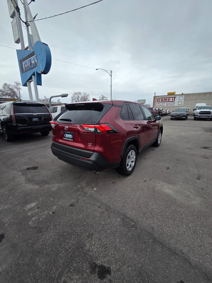 Toyota RAV4 LE AWD (Natl) 2024