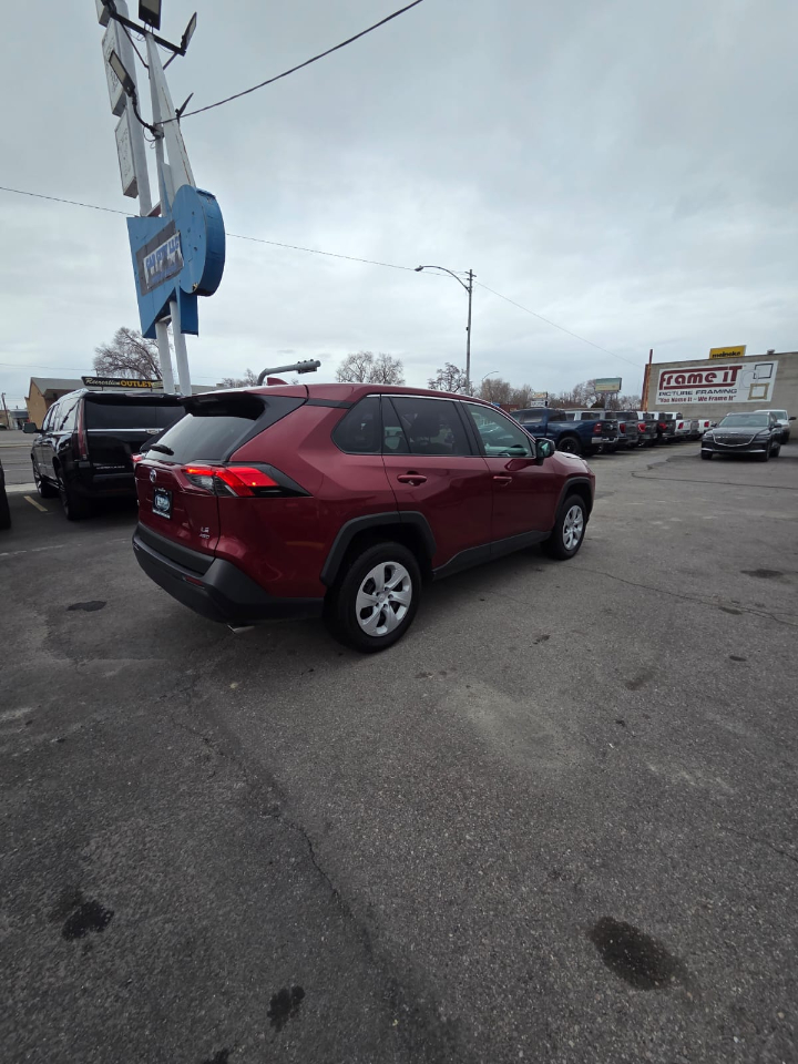 Toyota RAV4 LE AWD (Natl) 2024