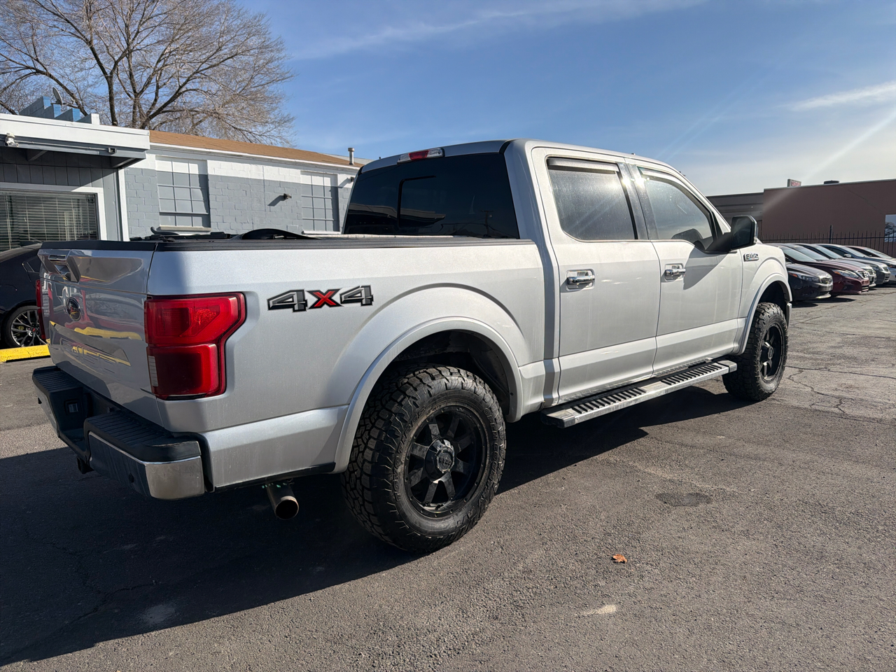 Ford F-150 4WD SuperCrew 157" Lariat 2018