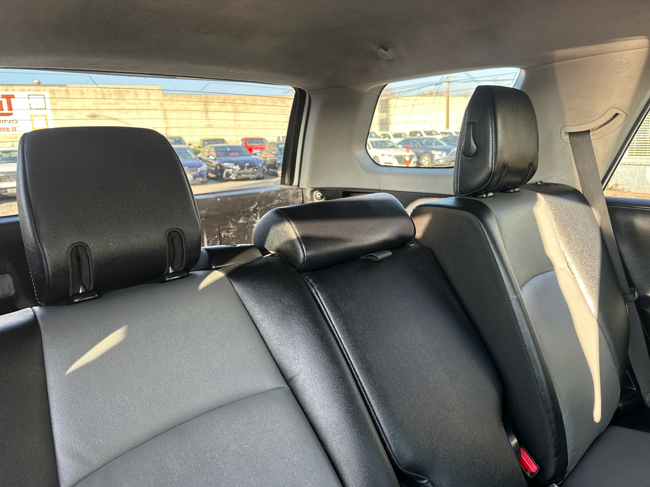 Toyota 4Runner TRD Off Road Premium 4WD (Natl) 2017