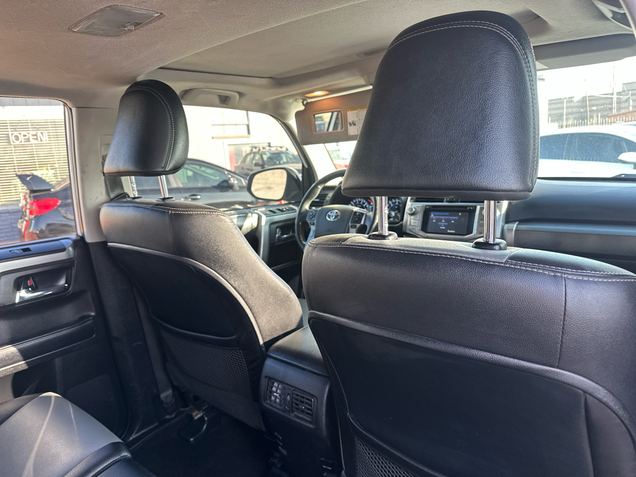 Toyota 4Runner TRD Off Road Premium 4WD (Natl) 2017