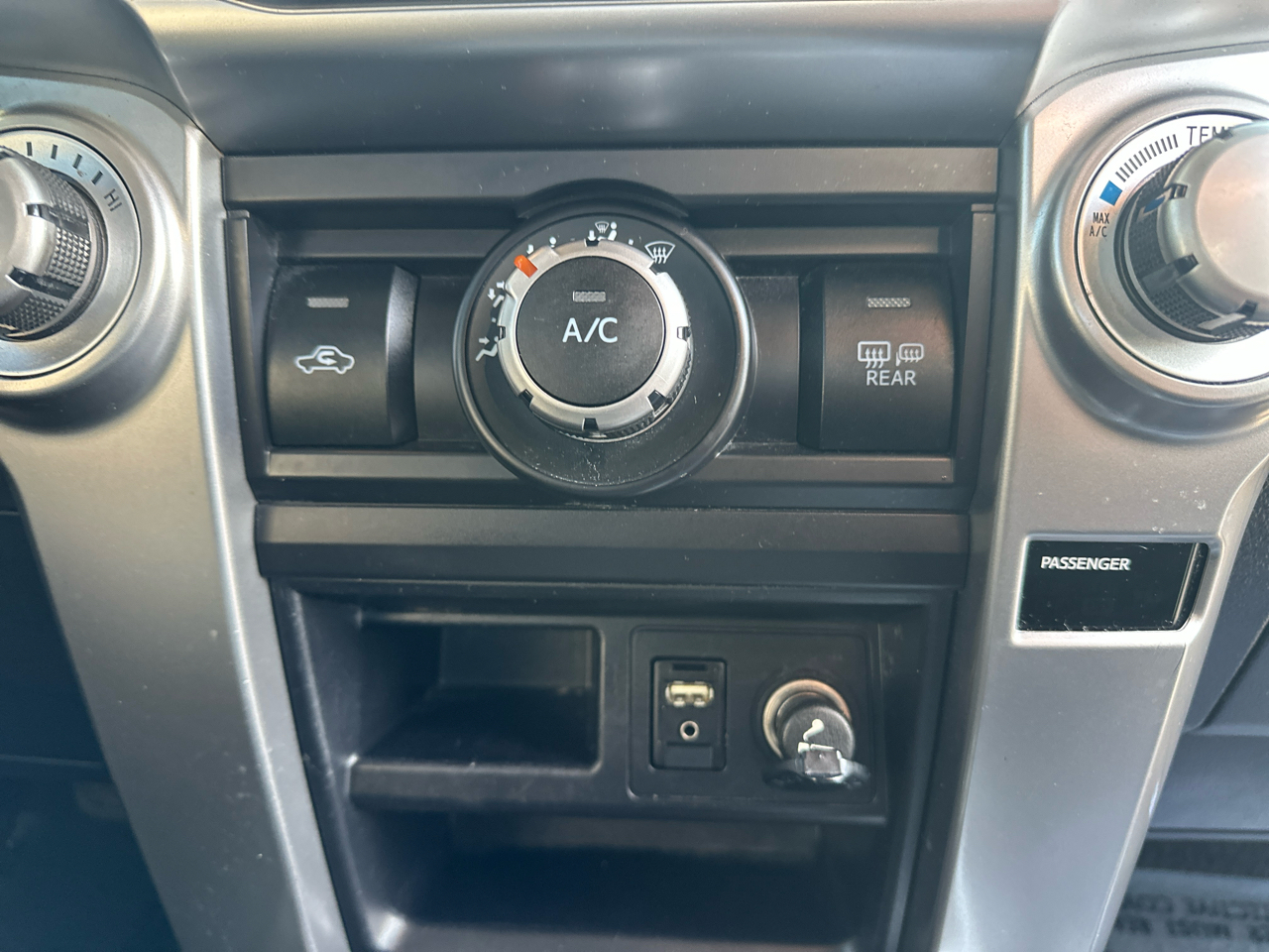 Toyota 4Runner TRD Off Road Premium 4WD (Natl) 2017