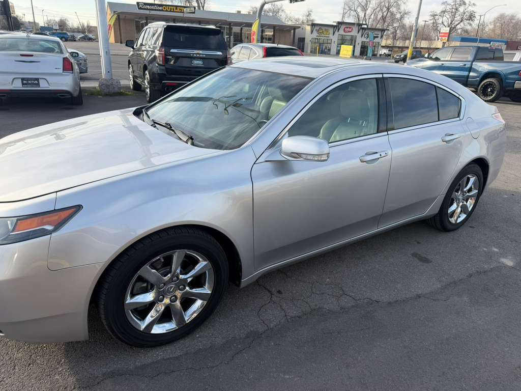 Acura TL 4dr Sdn Auto 2WD Tech 2012