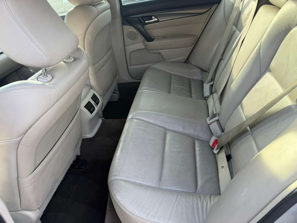 Acura TL 4dr Sdn Auto 2WD Tech 2012