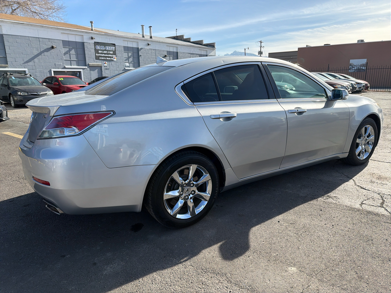 Acura TL 4dr Sdn Auto 2WD Tech 2012
