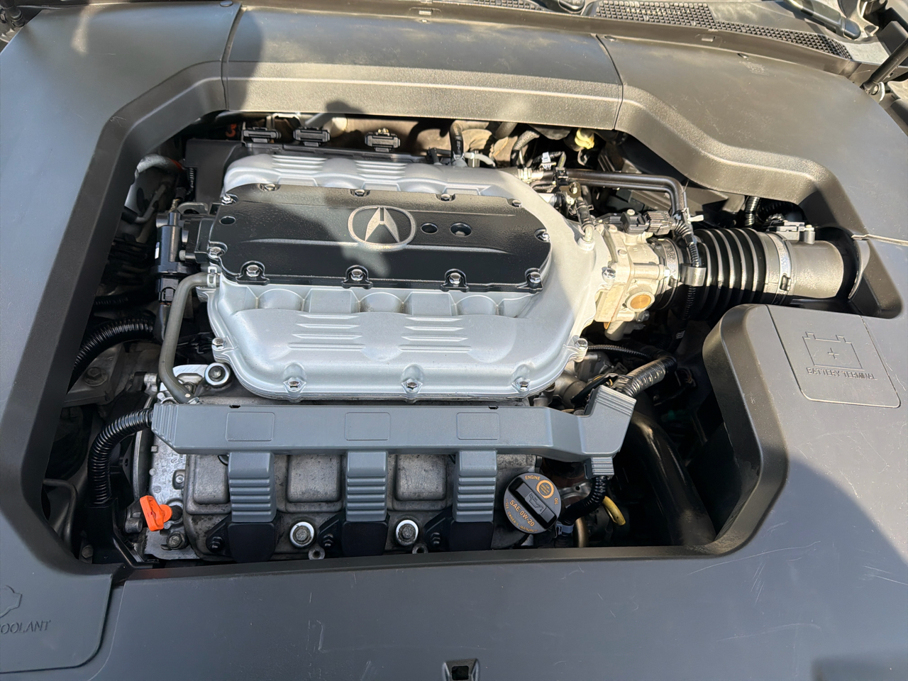 Acura TL 4dr Sdn Auto 2WD Tech 2012