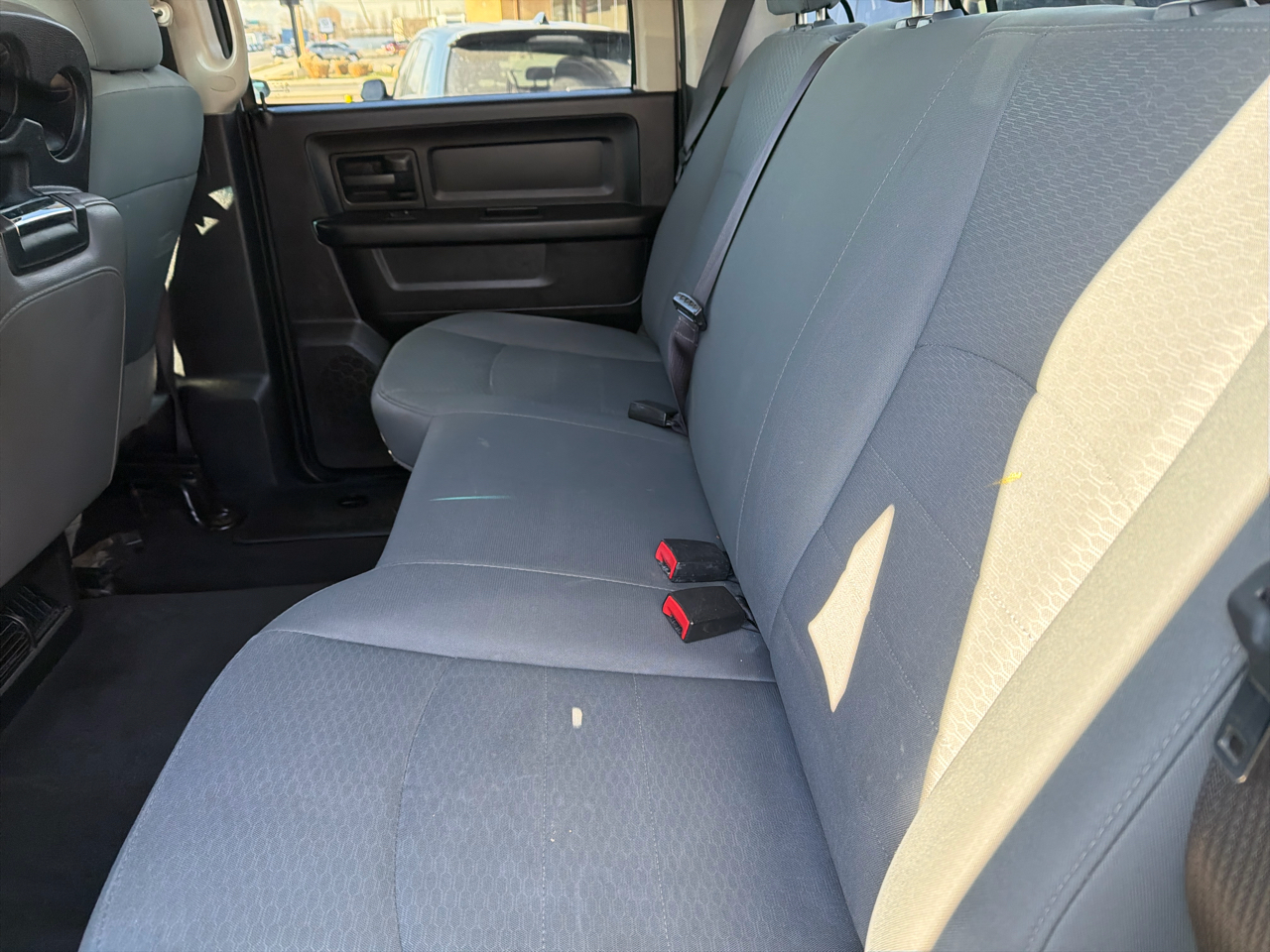 RAM 1500 4WD Crew Cab 149" Tradesman 2016