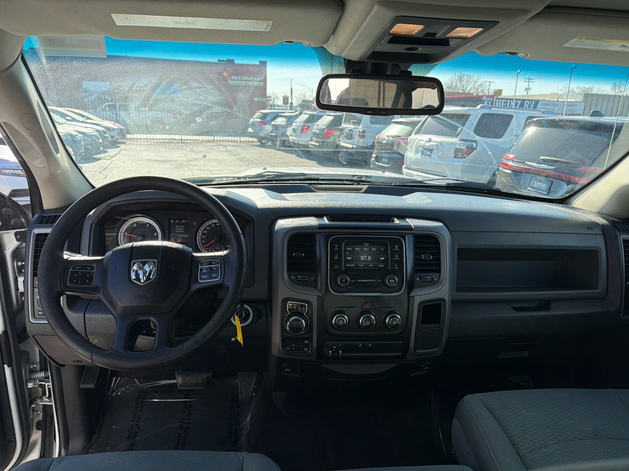 RAM 1500 4WD Crew Cab 149" Tradesman 2016