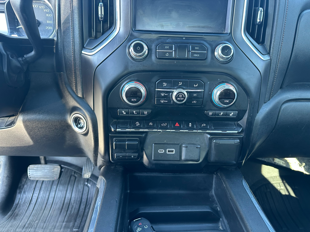 GMC Sierra 1500 4WD Crew Cab 147" AT4 2019