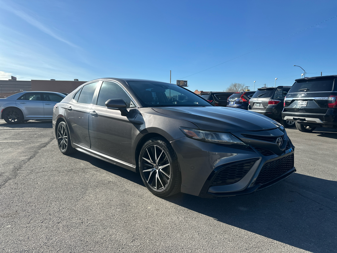 Toyota Camry SE Auto (Natl) 2022
