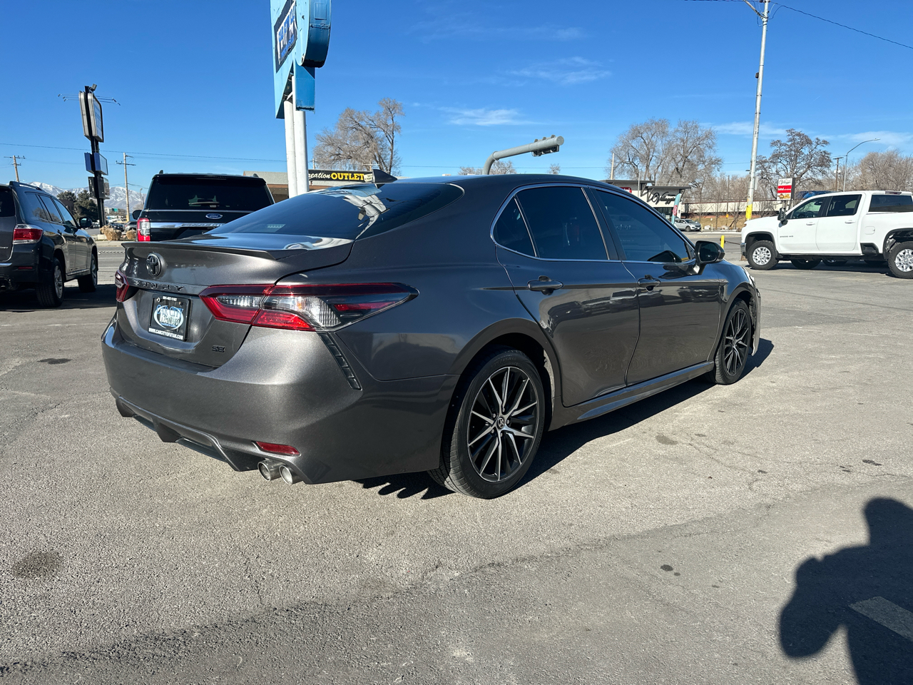 Toyota Camry SE Auto (Natl) 2022