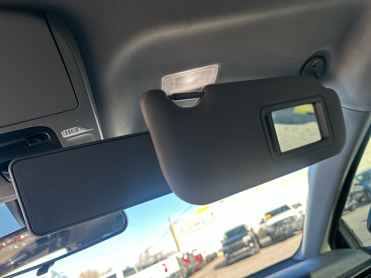 Toyota Camry SE Auto (Natl) 2022