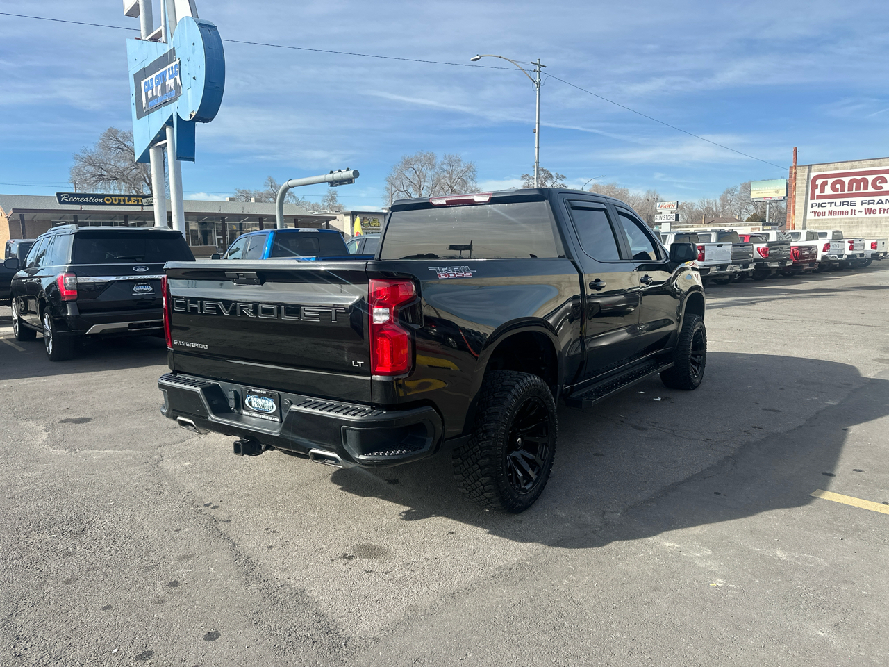 Chevrolet Silverado 1500 4WD Crew Cab 147" LT Trail Boss 2021