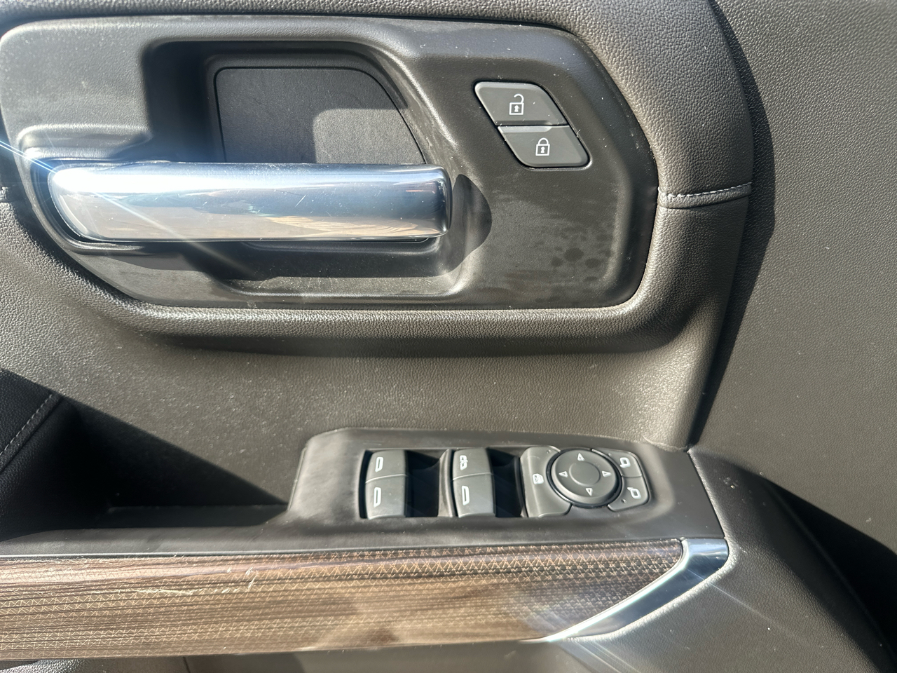 Chevrolet Silverado 1500 4WD Crew Cab 147" LT Trail Boss 2021