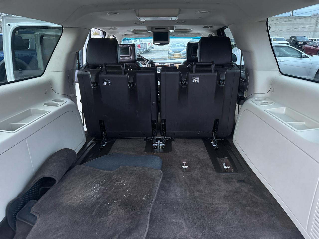 Cadillac Escalade ESV AWD 4dr Platinum 2014