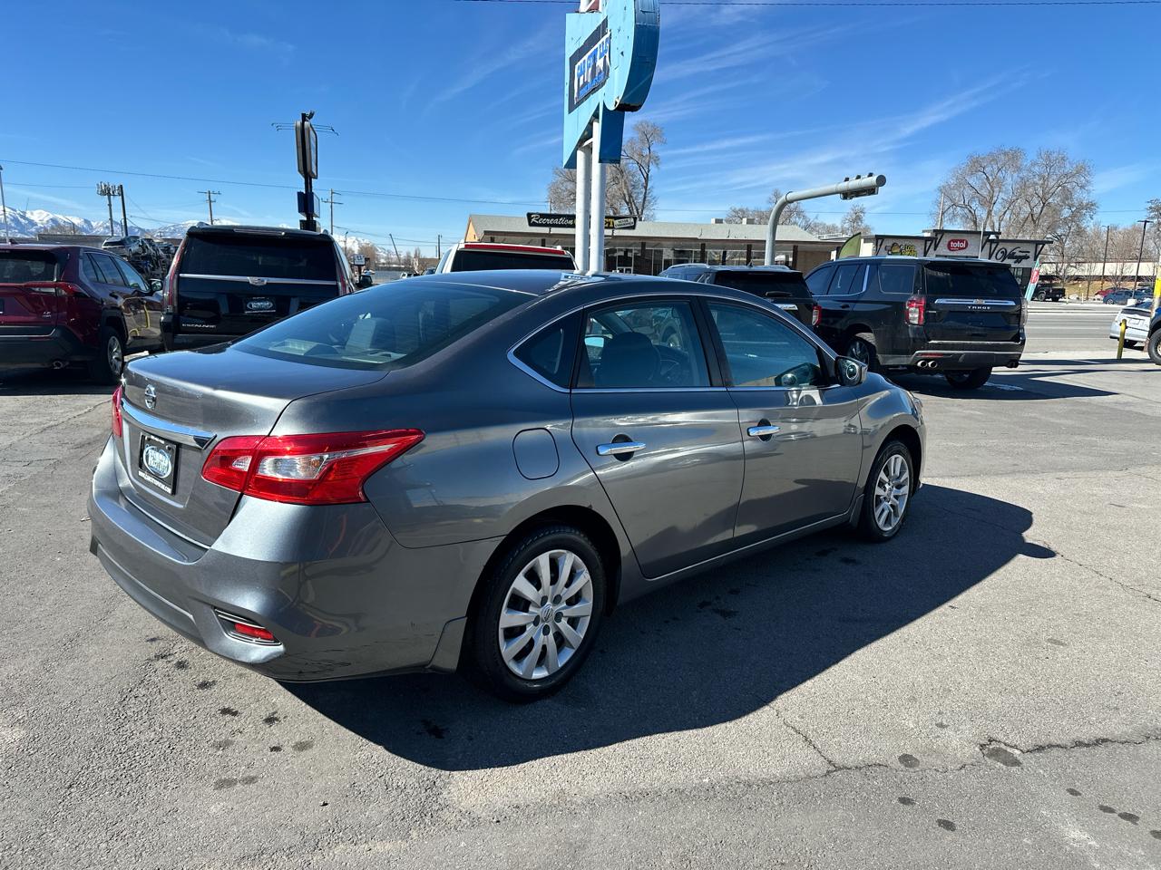Nissan Sentra S CVT 2019