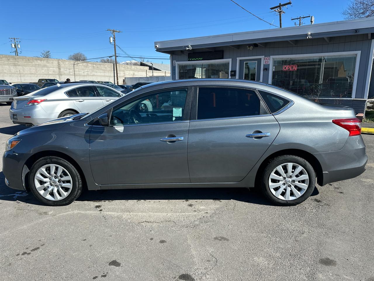 Nissan Sentra S CVT 2019