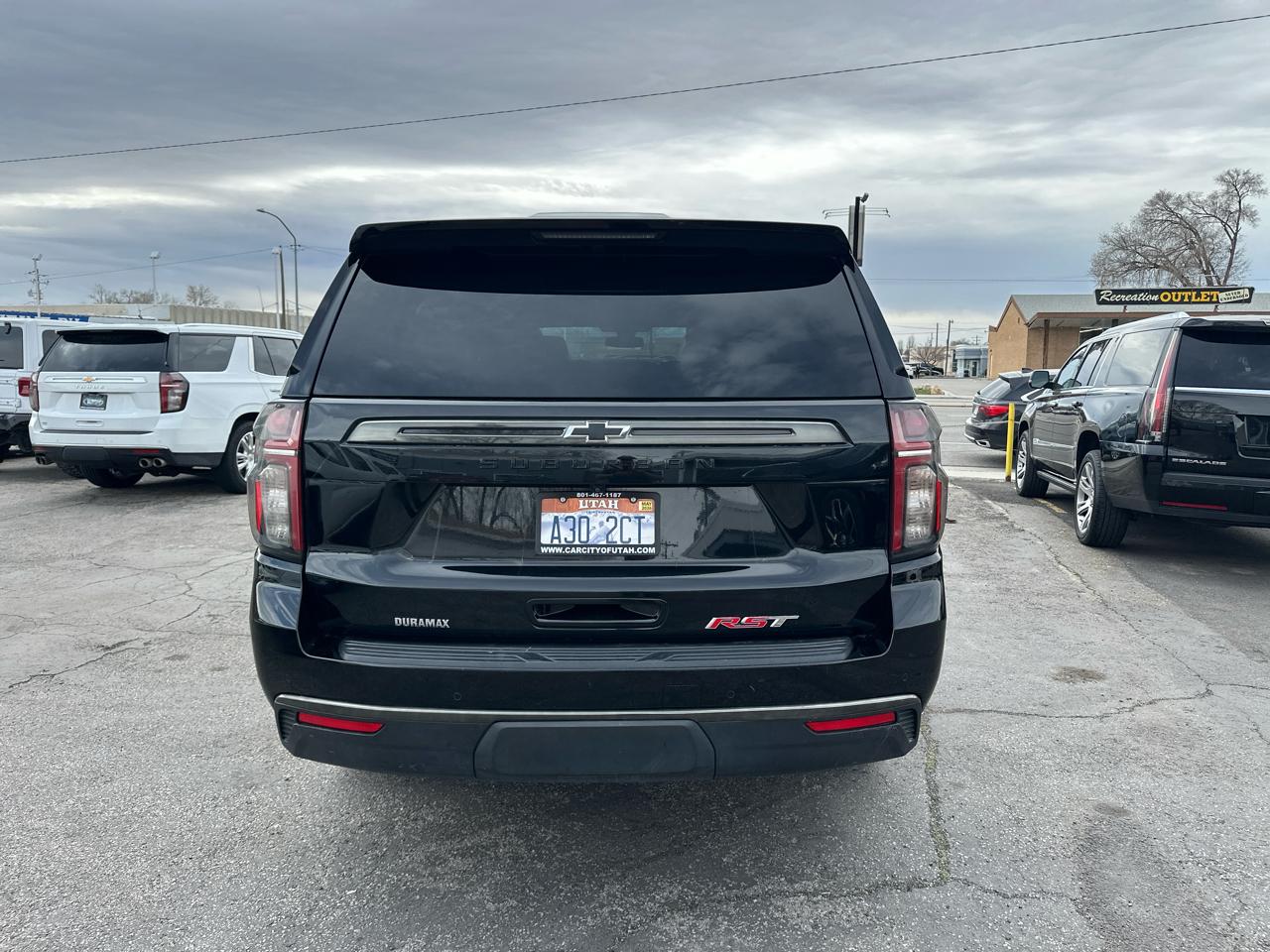 Chevrolet Suburban 4WD 4dr RST 2021