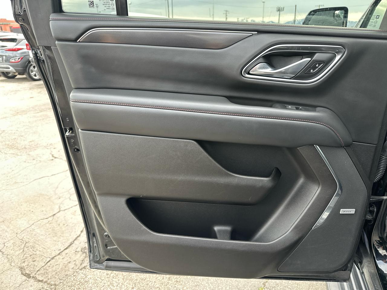 Chevrolet Suburban 4WD 4dr RST 2021