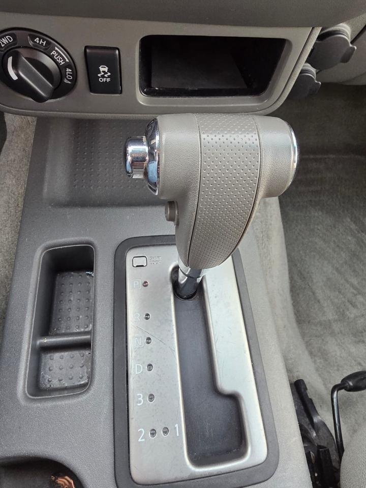 Nissan Frontier 4WD Crew Cab SWB Auto PRO-4X 2016