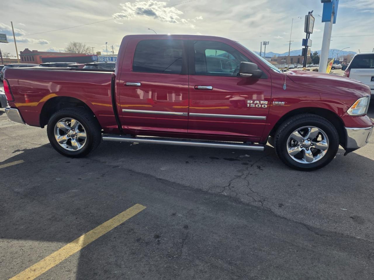 RAM 1500 4WD Crew Cab 140.5" Big Horn 2014