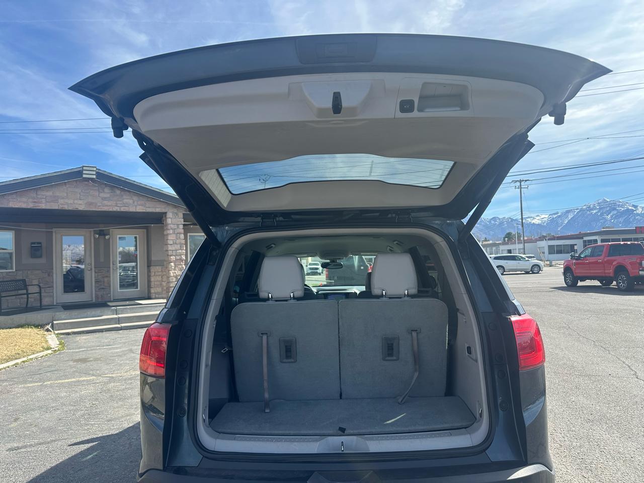 GMC Acadia AWD 4dr SLT w/SLT-1 2019